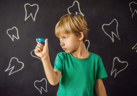 Zähneknirschen bei Kindern - was tun?